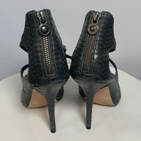 Leon Max Snakeskin Heel - Picture 8 of 8
